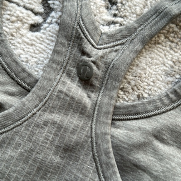 LULULEMON RACER BACK TANK - Picture 3 of 3